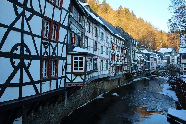 Wycieczka prywatna Serce miast Eifel - Monschau i Akwizgran