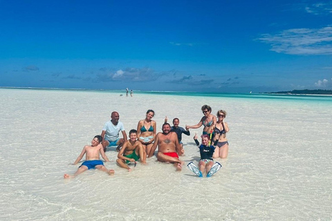 Zanzibar: Fängelseön och Nakupenda Sandbank Tour med lunchZanzibar: Fängelseön och Nakupenda Sandbank-tur med lunch