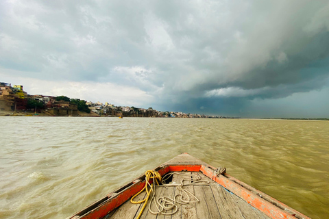 Kashi :: Heritage Walk into old city with morning boat ride