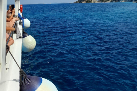 Kefalonia: Island Crossing, Zakynthos Navagio & Blue Caves