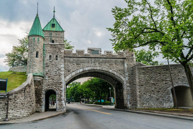 Tour a pie romántico por Quebec en pareja