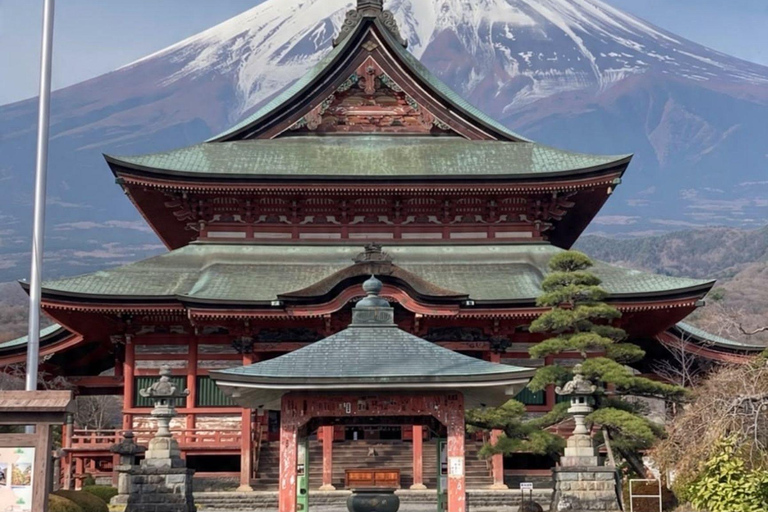 Takayama/Kanazawa: Shirakawa-go and Takayama Private Tour