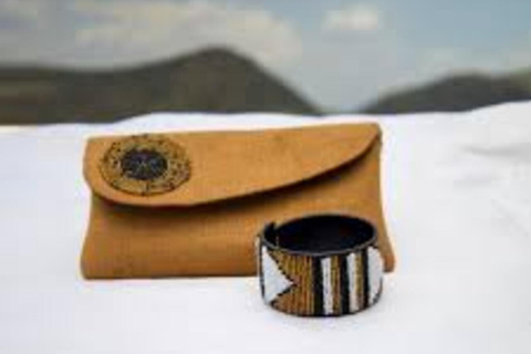 Kajiado: Maasai Beading Class with Artisans