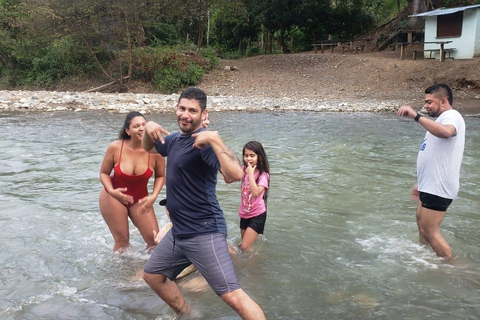 Medellin: River Tubing and BBQ Day Trip with Hotel Pickup