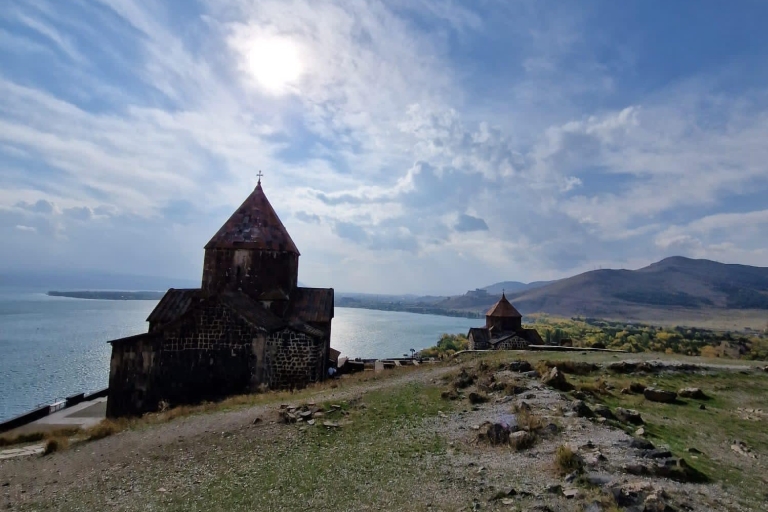 Winter Privat Excursion d'une journée au temple de Garni, à Geghard et au lac Sevan
