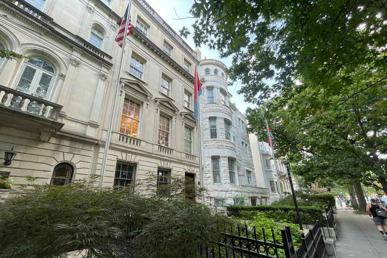 DC: tour gastronomico dei quartieri locali con DrinkEatWalk ToursDC: tour gastronomico nel quartiere con DrinkEatWalk Tours