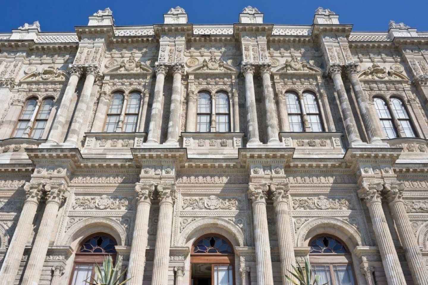 이스탄불 여행 필수 코스: 돌마바흐체 궁전과 갈라타 타워