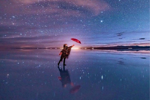 Uyuni: Salt Flats Sunset and Stargazing Tour