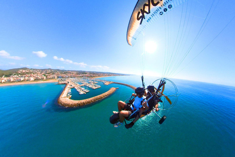 Coma-Ruga: Vuelo en paramotor con reportaje de fotos y videos