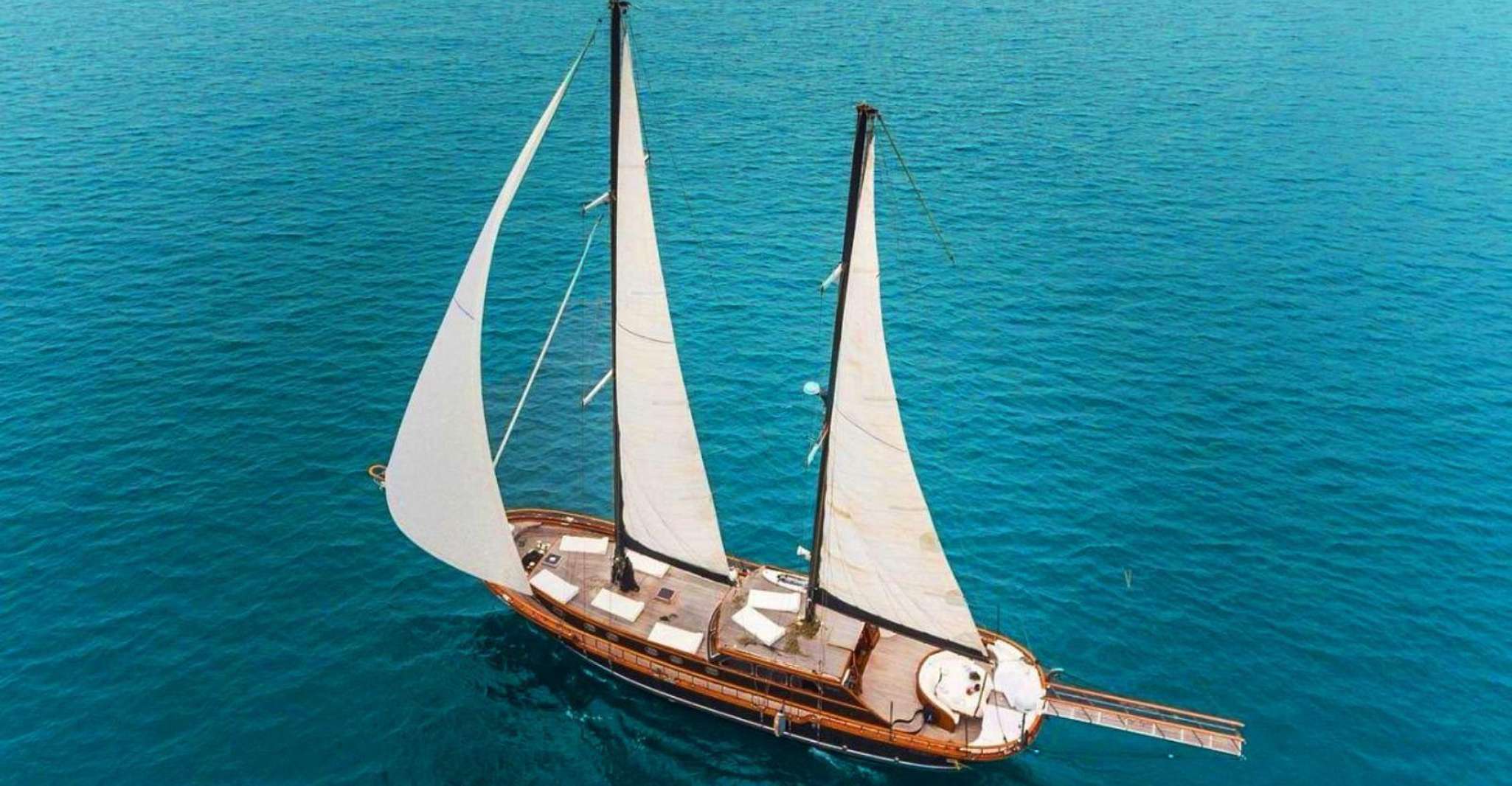 Athens: Agistri, Metopi & Aegina Cruise with Meals & Drinks