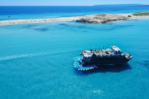 Ibiza: Boat to Formentera with VIP bed, open bar, breakfast, lunch, dinner Full Experience with Sunset (in advance, phase 3)