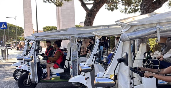 Lisbon Visitor Pass: 24h Tuk Tuk Pass by Guiders.pt