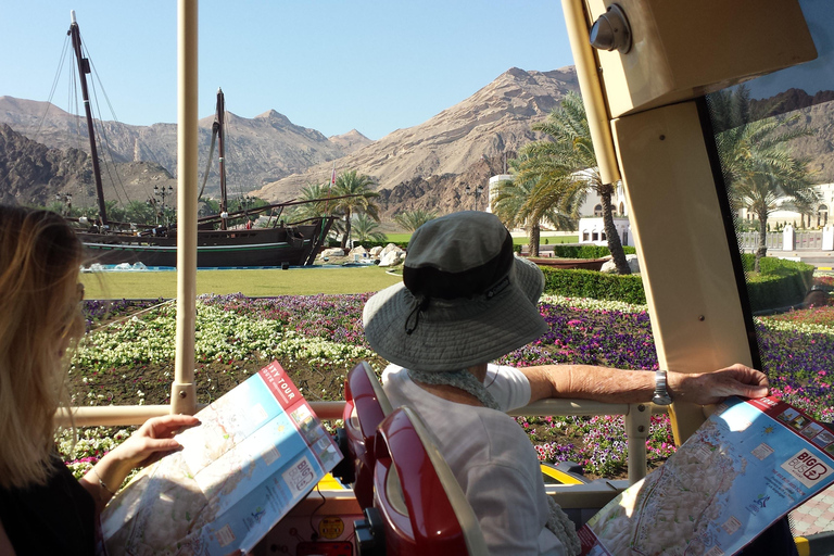 Muscat: Sightseeingtur med stor buss Hop-On Hop-Off48-timmars Hop-on Hop-off sightseeingtur