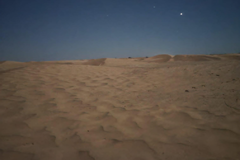 Ksar Ghilaine: Cena al atardecer y noche estrellada en el desierto