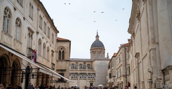 Dubrovnik: Old Town Walking Tour with Local Guide