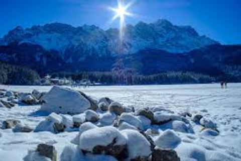 From Munich: Bavaria Tour with Lake & Castle Visit + Austria