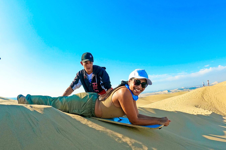 Depuis Lima : Paracas-Huacachina et Nazca Lines 2 jours/1 nuit