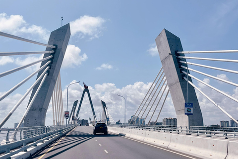 DAR ES SALAAM : TOUR DELLA CITTA' DI DAR ES SALAAM DI 5 ORE CON AUTO PRIVATADAR ES SALAAM : Tour della città di DAR ES SALAAM di 6 ore con auto privata