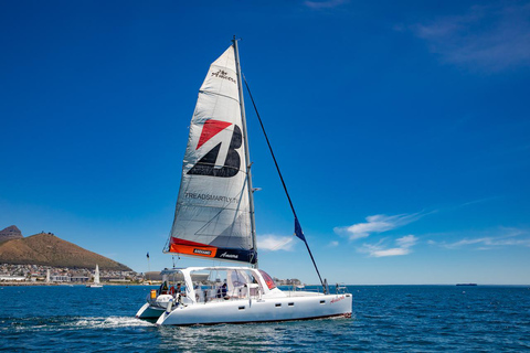 Cape Town: Sunset Catamaran Cruise with Sparkling Wine