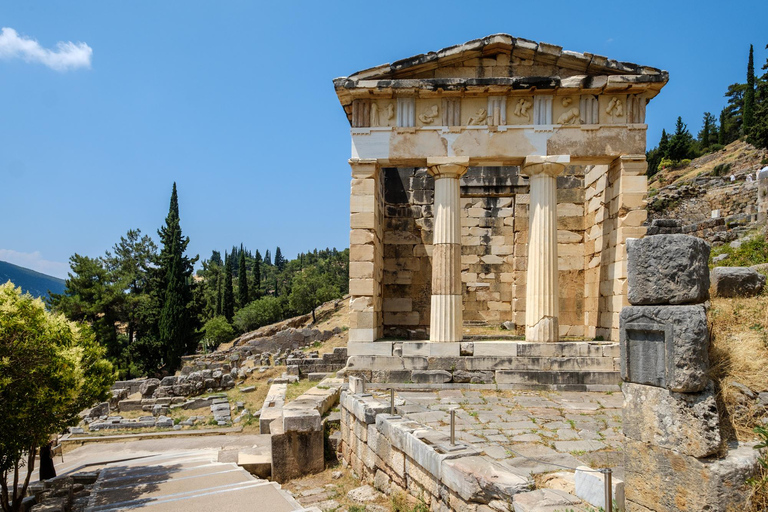 From Athens: Customizable Private Full-Day Trip to Delphi Seaside Tour: Delphi & Galaxidi