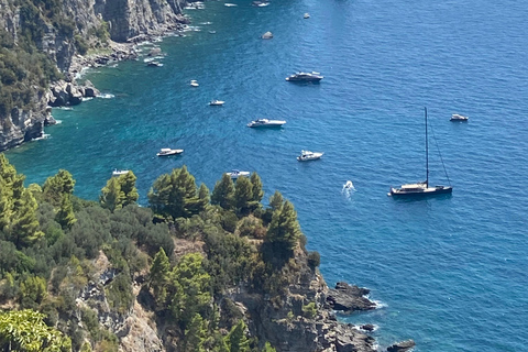 Tour boat Amalfi coast - capri