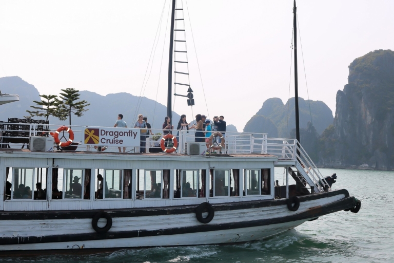 Hanoi: Islands & Caves Ha Long Cruise with Lunch & Kayaking From Hanoi - Halong Bay 6 Hours Cruising Tour