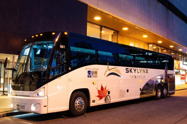 Vancouver: Bus Transfer from/to Squamish Single from YVR Vancouver Airport to Squamish