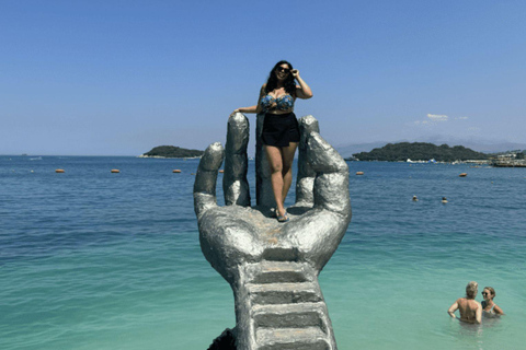 Tirana/Durres: Ksamil Blue Eye, Lekursi Castle & Boat Tour Boat tour included
