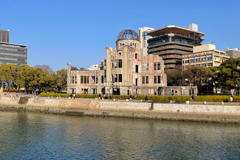 Hiroshima: La Ciudad de la Paz - Visita privada con guía localHiroshima: The City of Peace–Private Tour with a Local Guide