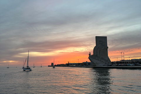 Lisbon: Sailing Experience on a Exclusive Catana 50 Lisbon: Private 2-Hour Catamaran Tour on the Tejo River