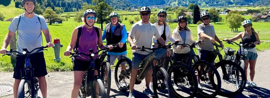 Découvrez Interlaken – Visite en Vélo Électrique : Lacs, Ruines et Vues