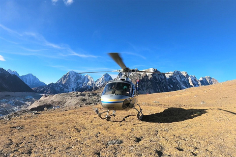 Kathmandu: Voo de helicóptero para o acampamento base do EverestExcursão de helicóptero ao acampamento base do Everest com voo de aterrissagem