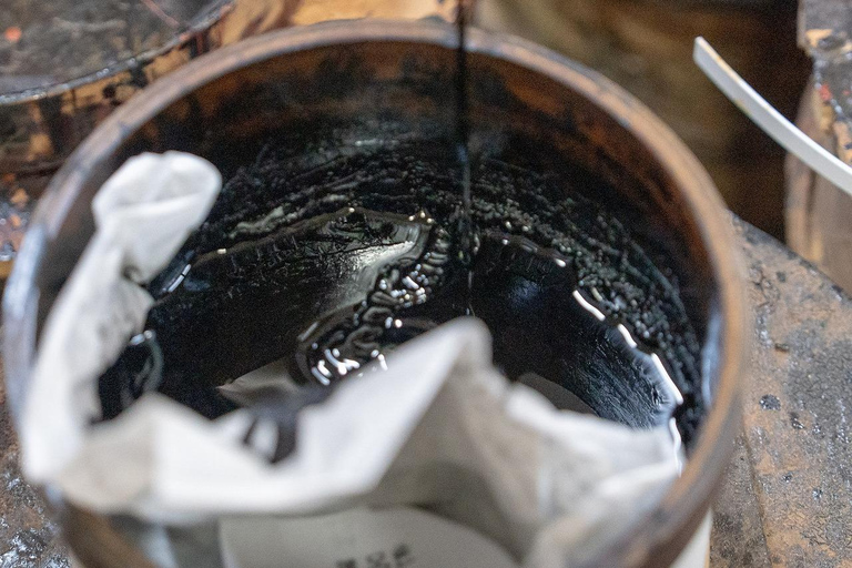 Kanazawa: Samurai and Geisha Culture Walking Tour with Lunch