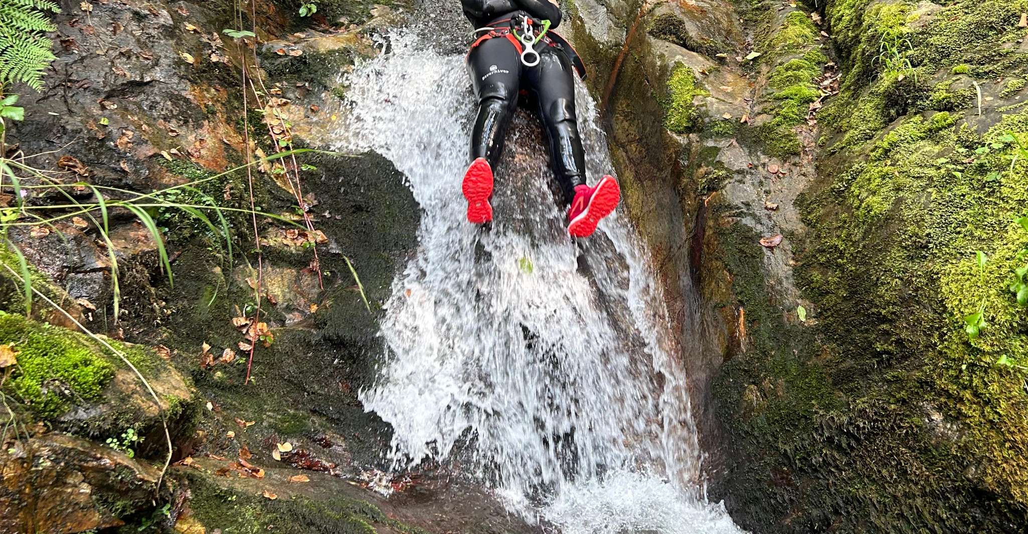 Canyoning adventure in Cabrales Picos de Europa - Housity