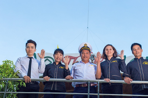 Desde Hanói: barco de lujo día completo por bahía de Halong