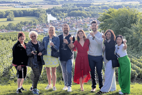 Från Paris: Heldagstur med Reims och champagneprovningDelad rundtur