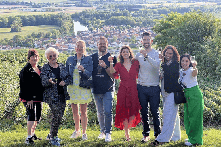 Från Paris: Heldagstur med Reims och champagneprovningDelad rundtur