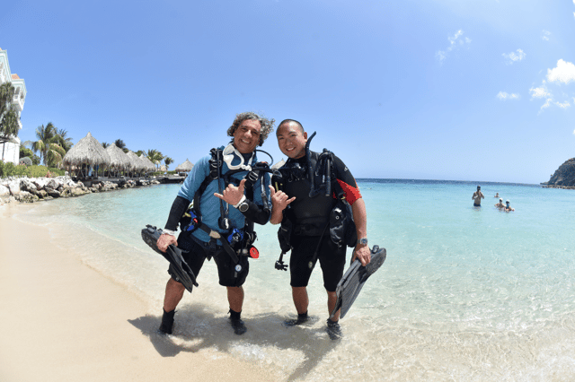 Curaçao: PADI Discover Scuba Diving at Blue Bay Beach