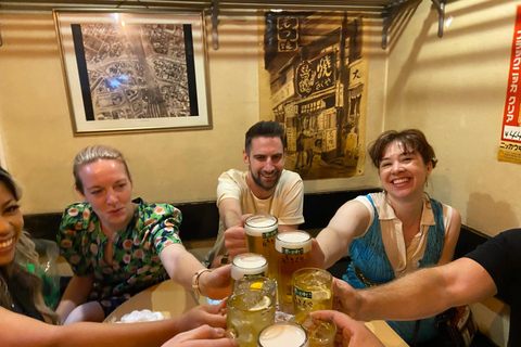 Shinjuku: bar hopping night tour at Japanese Izakaya