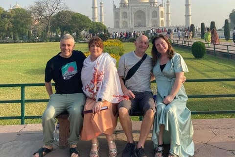From Delhi: Taj Mahal & Agra Day Trip with Jaipur Drop