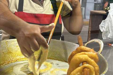 Lima: Food tour with a visit to a local market and tastings.