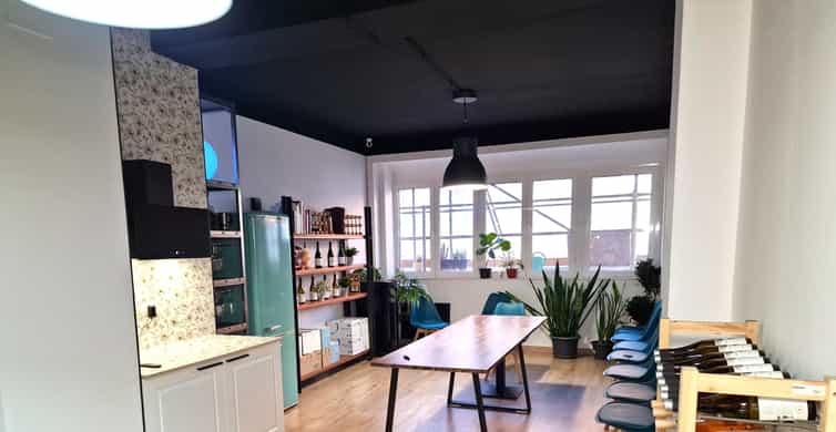 Madrid: Paella & Sangria Classes – Seafood, Chicken or Vegan photo 19