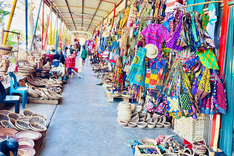 Livingstone: visita guiada à aldeia Mukuni com transporteLivingstone, Zâmbia: visita guiada à aldeia de Mukuni com transporte