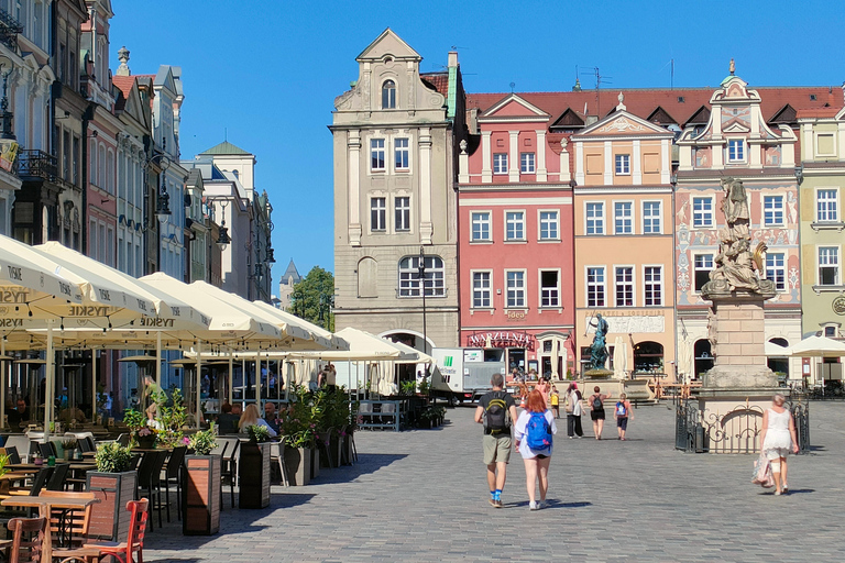 Taste & Views of Poznań: Tour & Croissant on 18th Floor Taste & Views of Poznań: 5-Hour City Tour