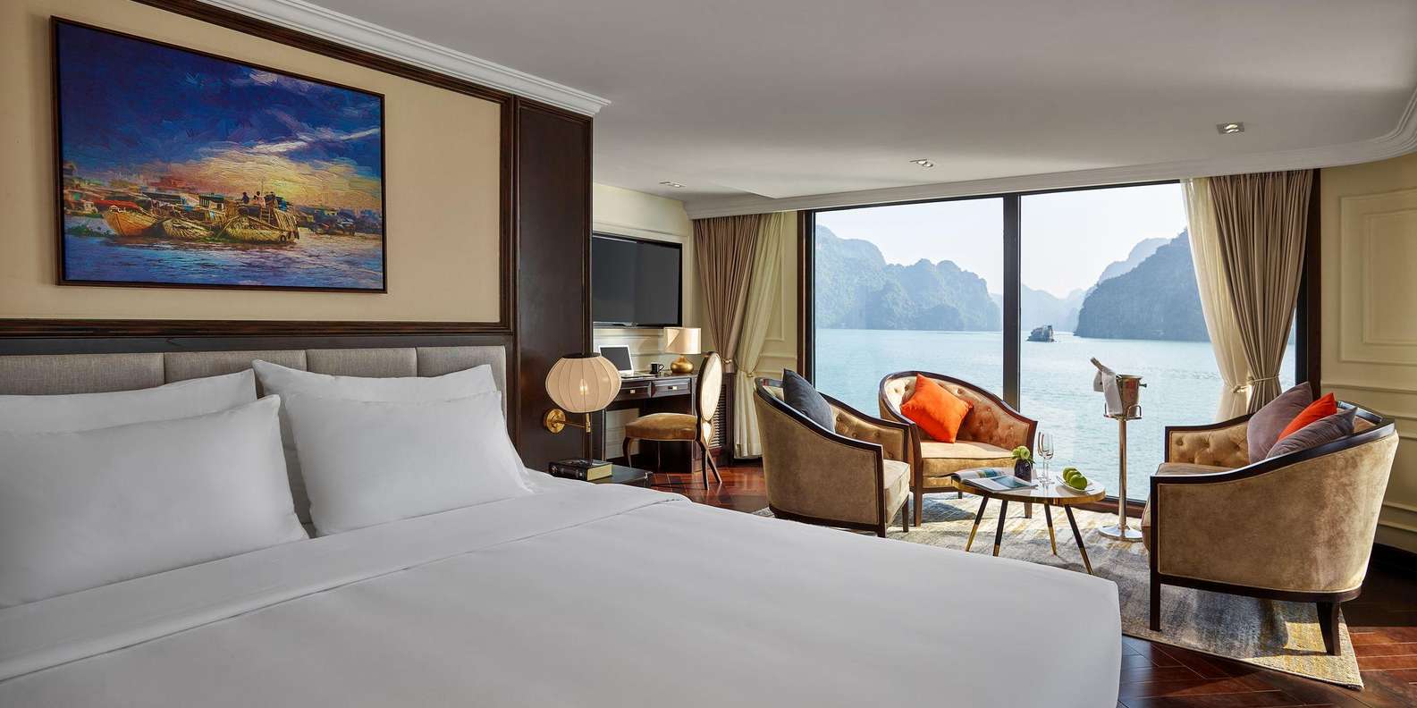 Halong Bay cruise — photo 32