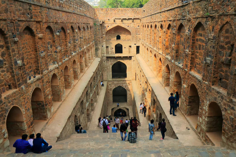 8 Day Golden Triangle with Varanasi & Tiger Safari By Flight Tour with 4-Star Hotel Accommodation