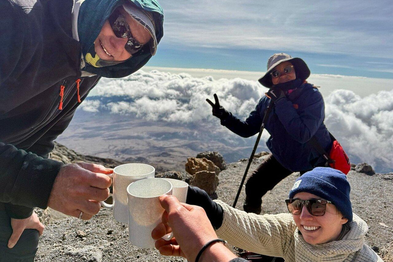 Nairobi: Great Rift Valley Volcanic Rock Tour with Pickup