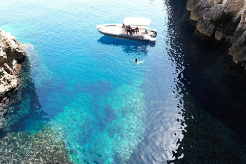 Au départ de Split : Tour privé de la grotte bleue et des 5 îles