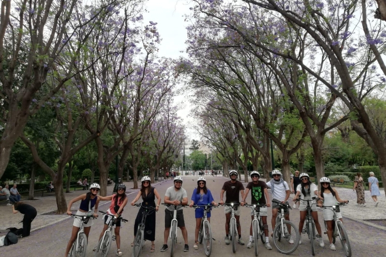 Historyczne Ateny: wycieczka rowerowa w małej grupieWycieczka po hiszpańsku, holendersku, angielsku, francusku lub włosku