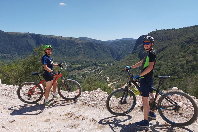 Oaxaca: Tour di 1 giorno in bicicletta e a piedi delle Cascadas de ApoalaPrezzo a partire da 4 persone